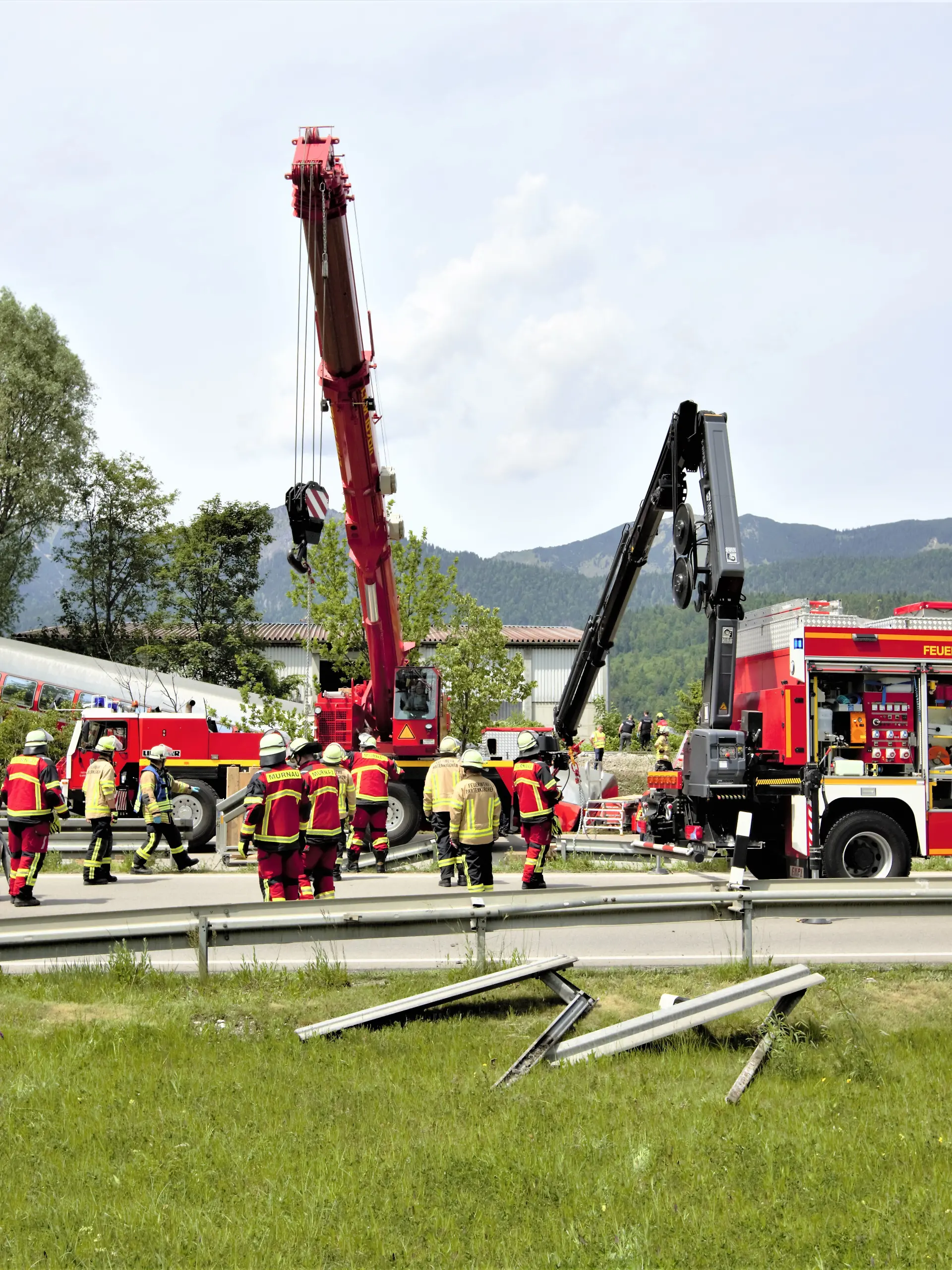 vb m k+ Kran, Bergungsarbeiten, Zugunglück