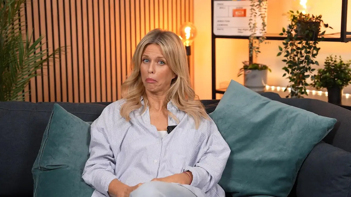 „Unter uns”-Biest Patrizia ist plötzlich „verstrahlt vor Liebe” Miriam Lahnstein freut sich