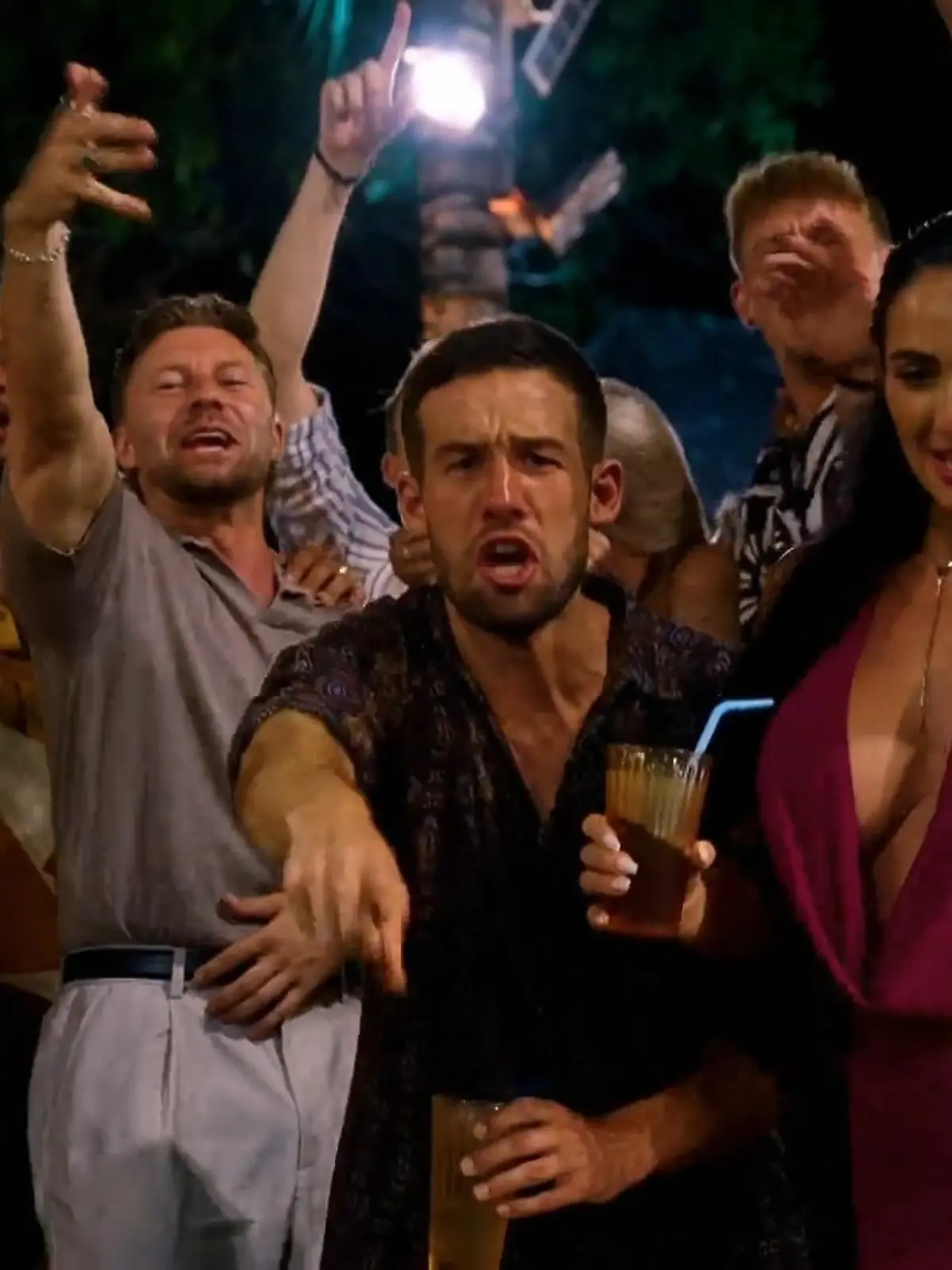 Bild zu: "Hier die ersten heißen Szenen aus „Bachelor in Paradise“"