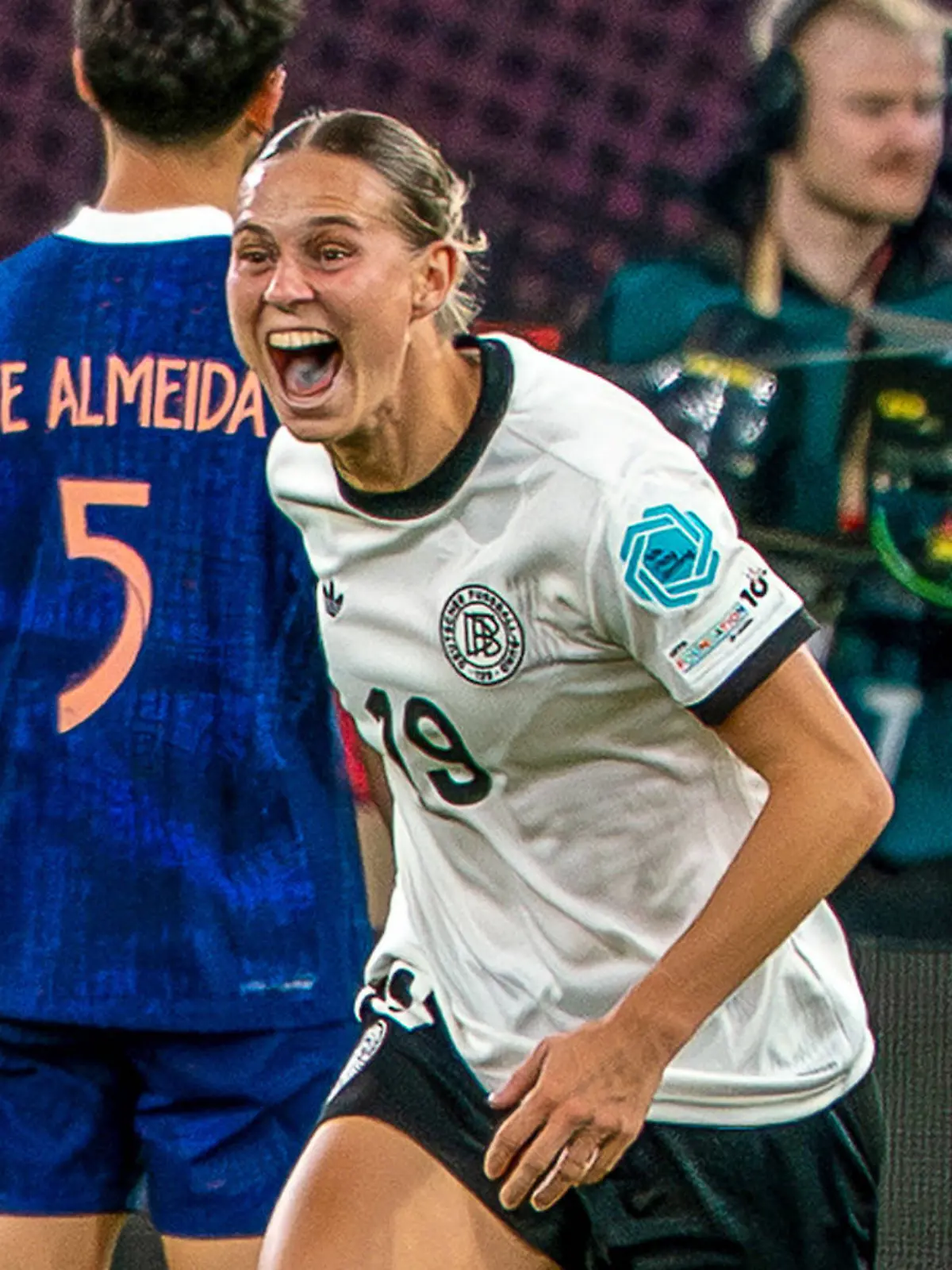 Bild zu: "No Bühl – no Party!"