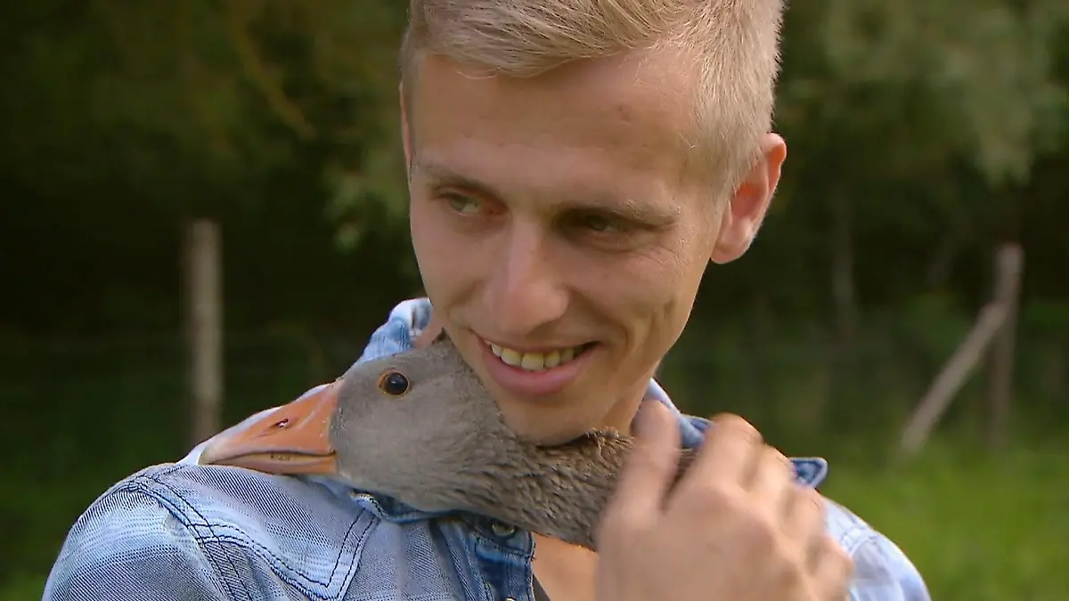 Hobbybauer Christopher lebt für seinen Hof Jetzt sucht er die Liebe