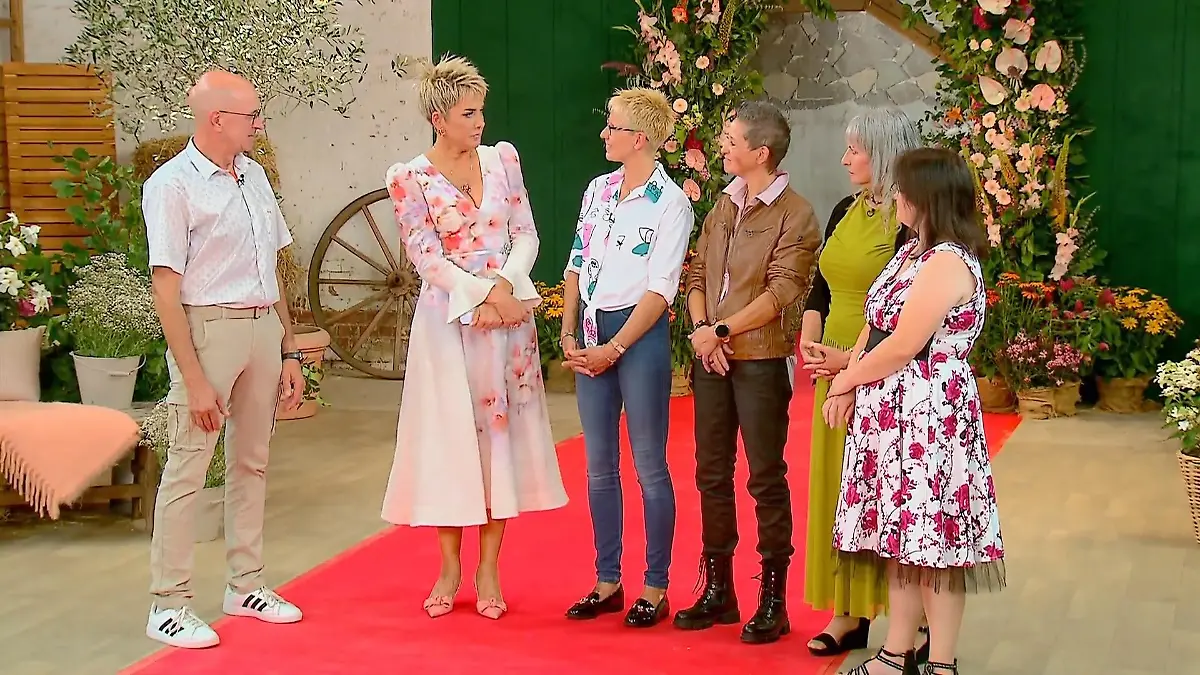 Herbert trifft seine vier Herzdamen Gefallen sie ihm?