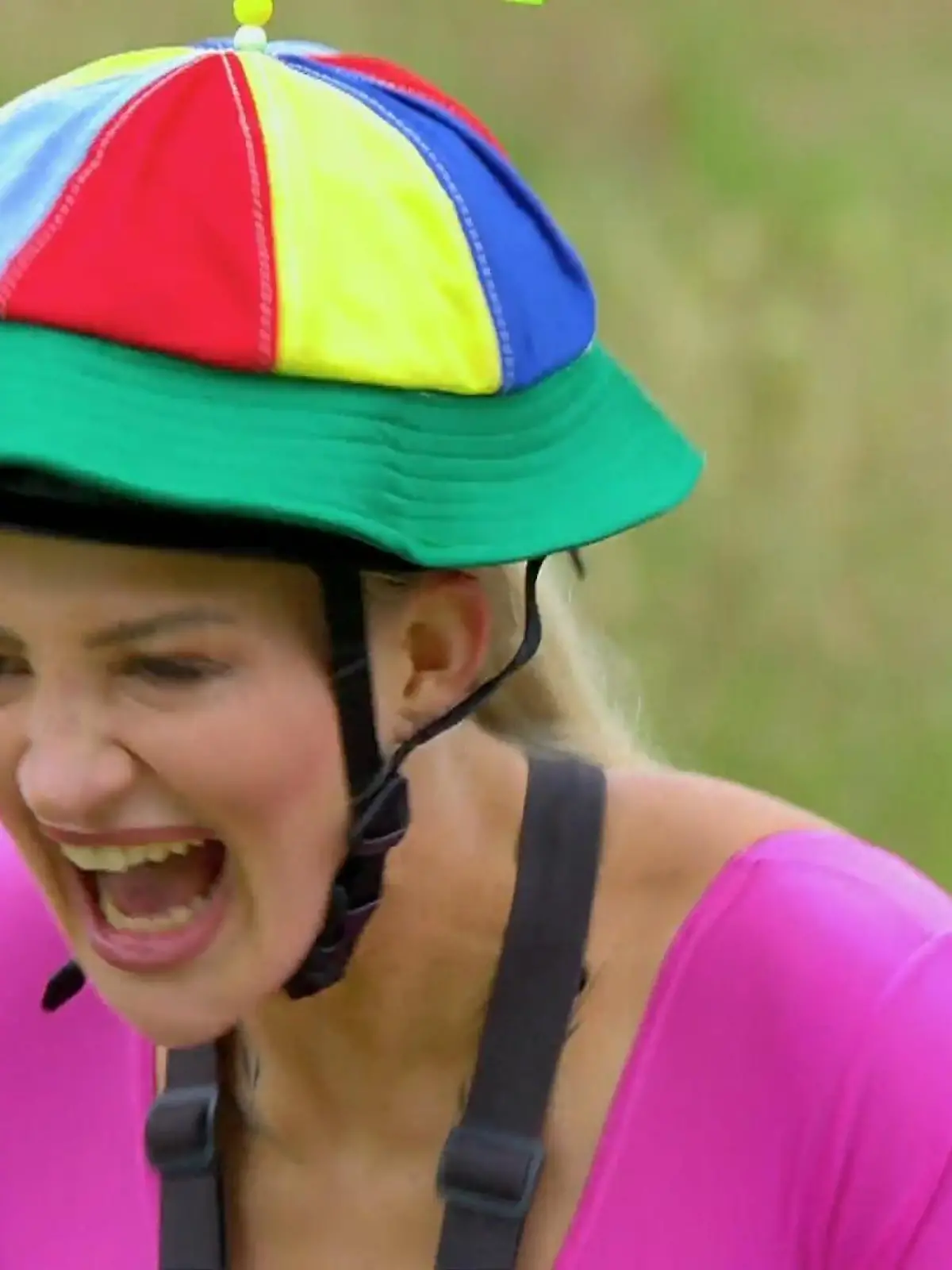 Bild zu: "Edda reißt die Hutschnur beim Fahrrad-Parcours"