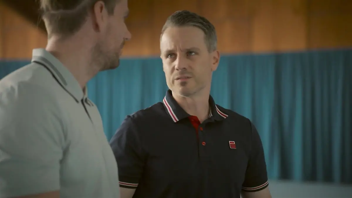 Kilian macht Ben vor dem Kreditgeber schlecht AWZ-Folge vom 07.11.25 auf RTL+