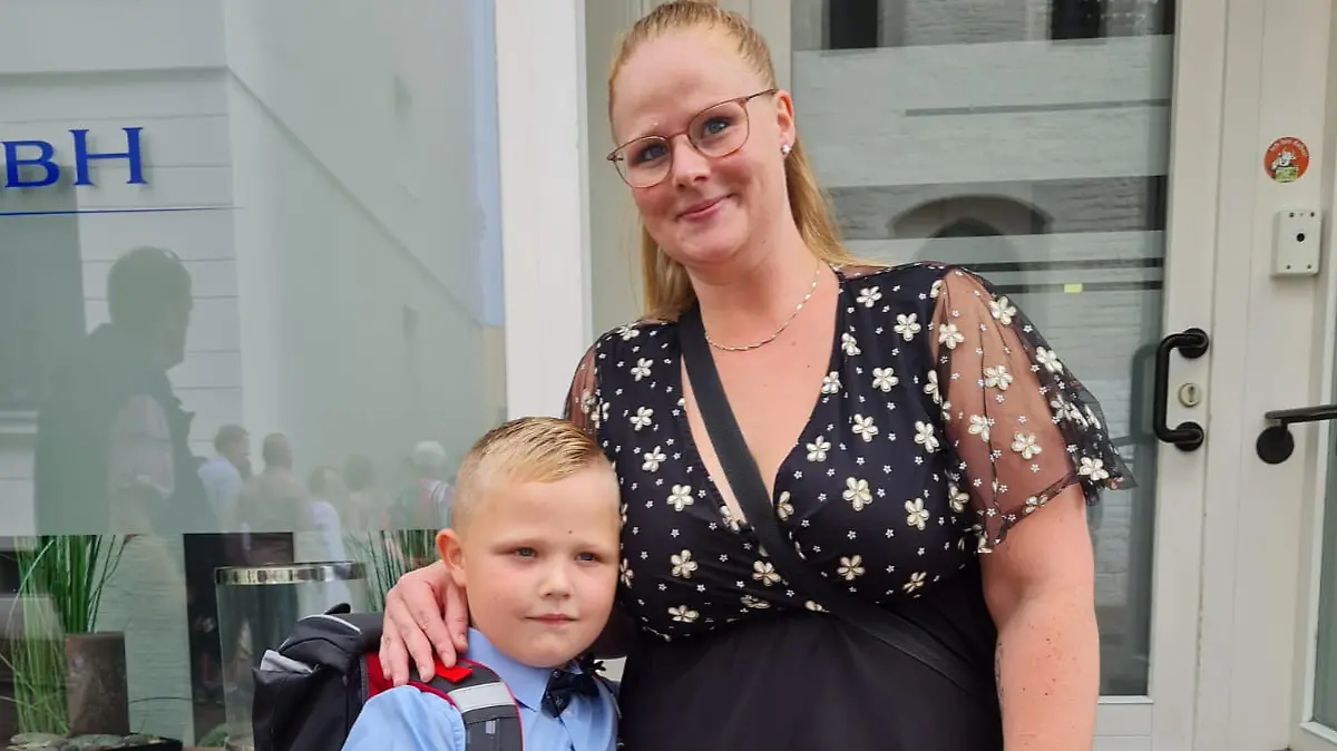 Nach dem Mord an Fabian bittet seine Mutter Dorina darum, ihren Sohn so zu zeigen, wie er war.