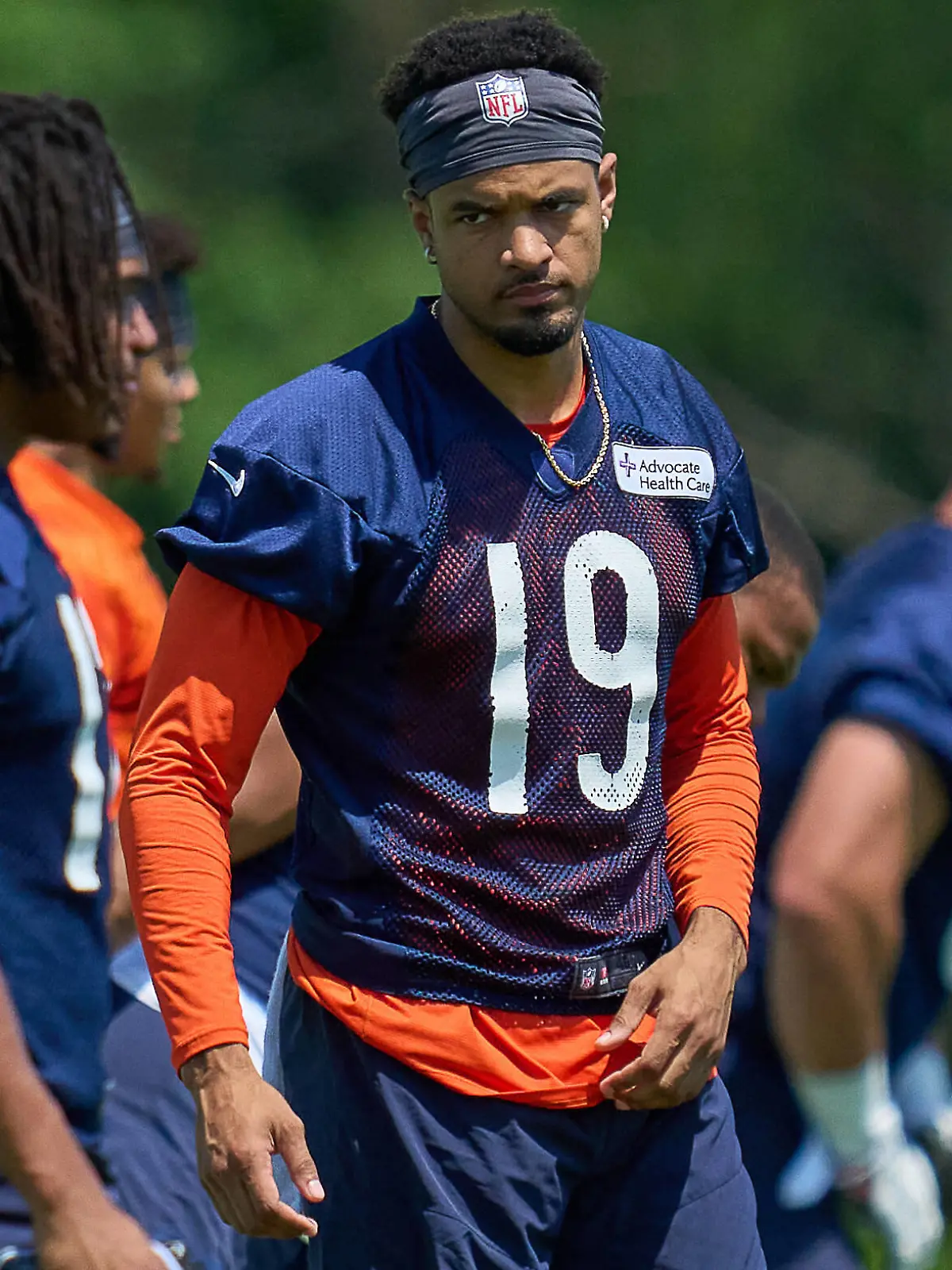  LAKE FOREST, IL - JUNE 14: Chicago Bears wide receiver Equanimeous St. Brown 19 looks on during the the Chicago Bears Minicamp on June 14, 2022 at Halas Hall in Lake Forest, IL. Photo by Robin Alam/Icon Sportswire NFL, American Football Herren, USA JUN 14 Chicago Bears Minicamp Icon164220614008