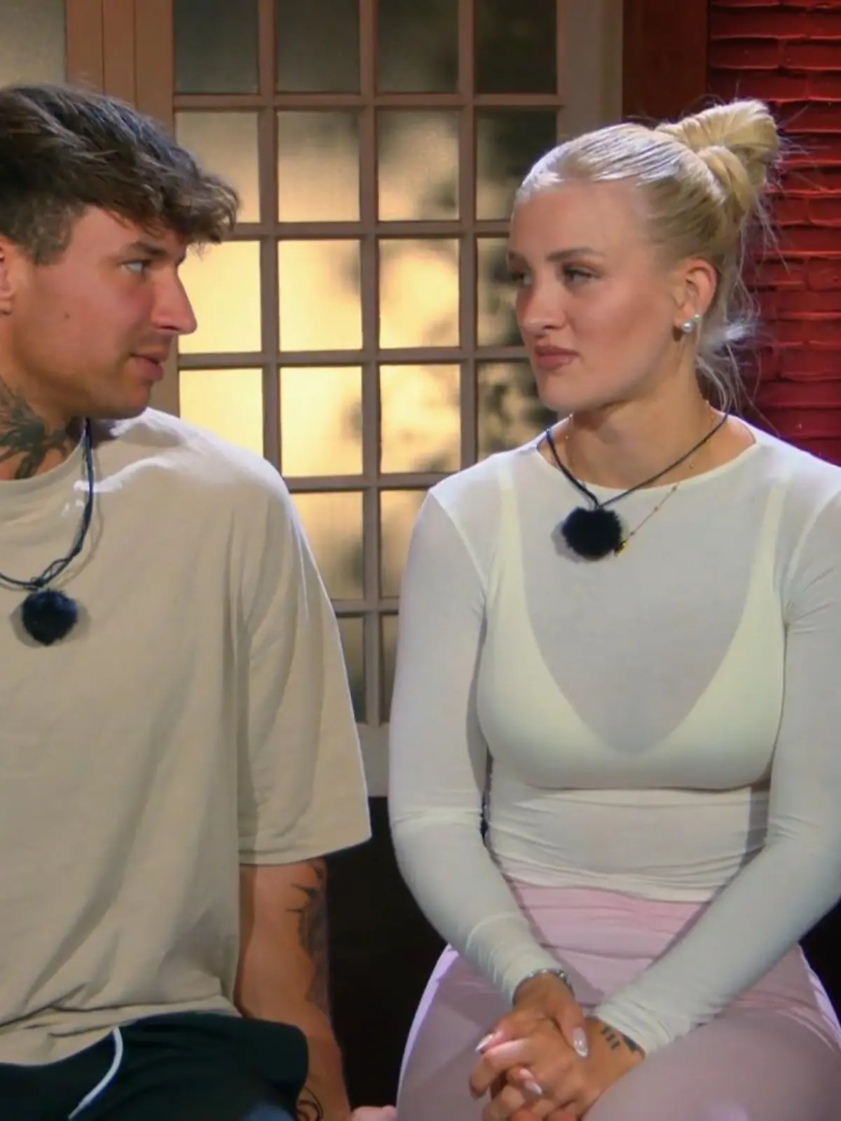 Bild zu: "„Du könntest ja auch ma horny werden bei meinem Anblick”"