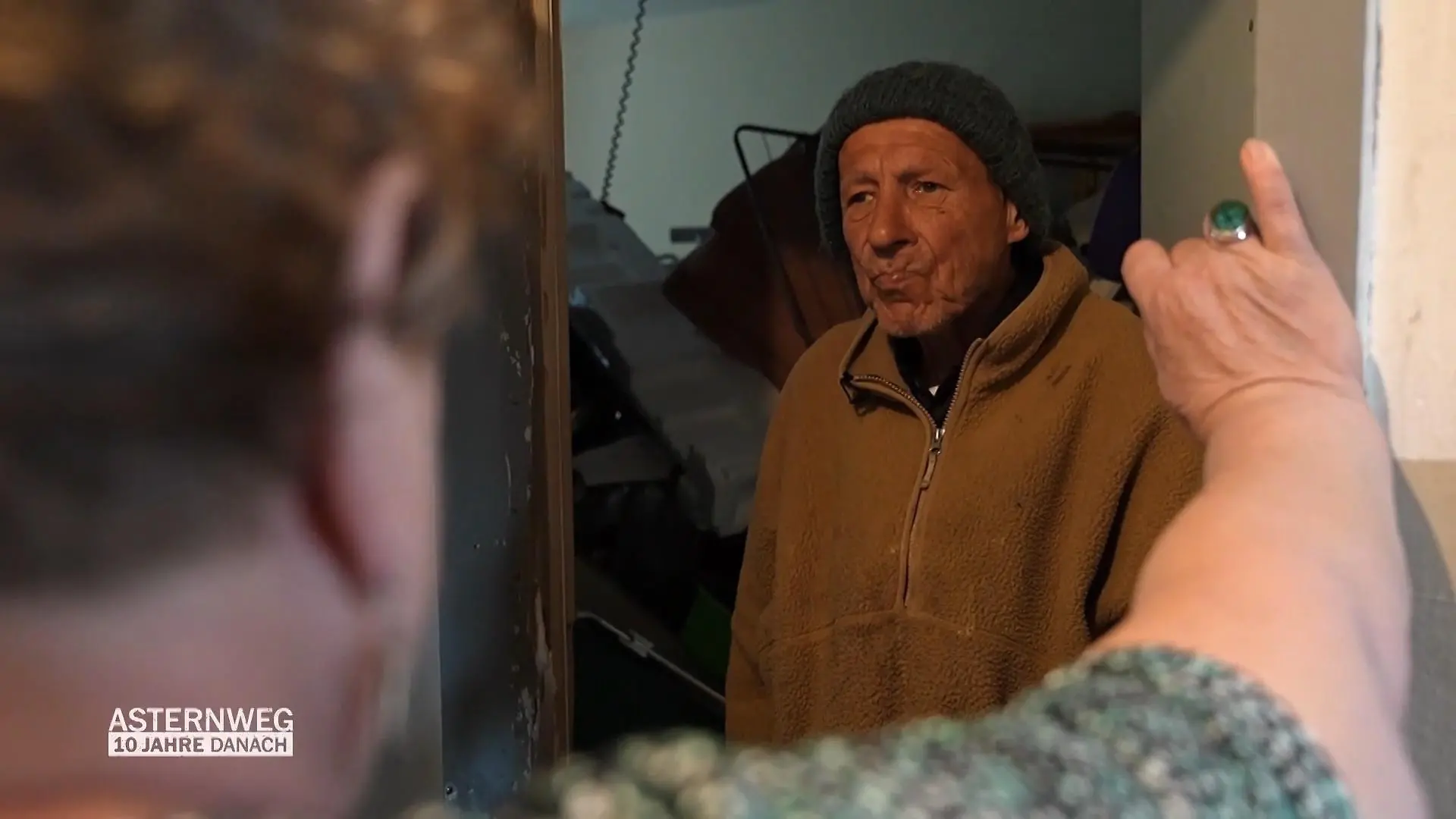 Seine Wohnung ist kaum noch begehbar Ein besseres Leben für Jockel?