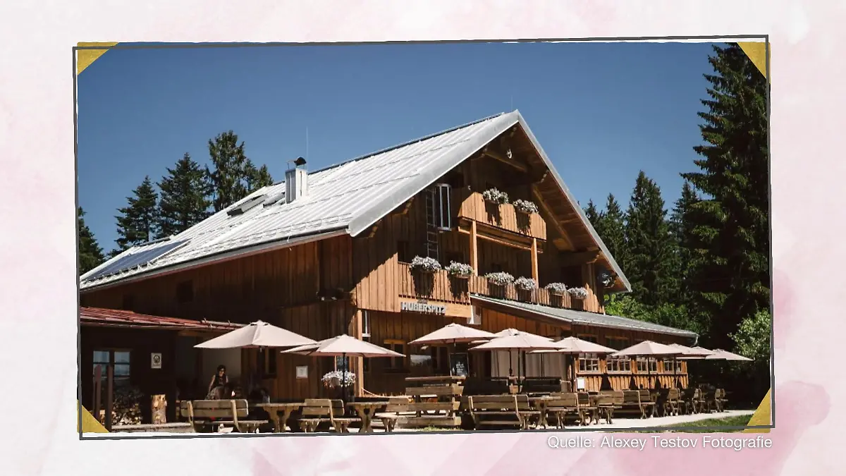 Heiraten in bayerischer Tracht Hochzeit auf der Almhütte