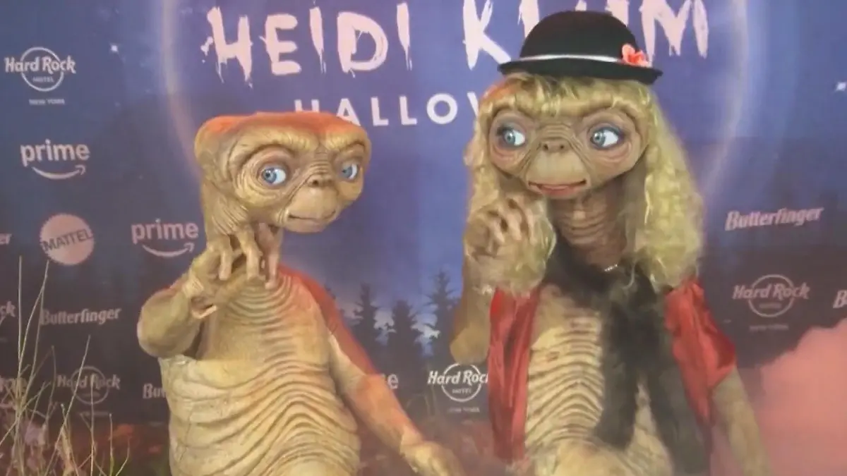 Bild zu: "Schaurig und sexy! Heidi Klums beste Halloween-Kostüme"
