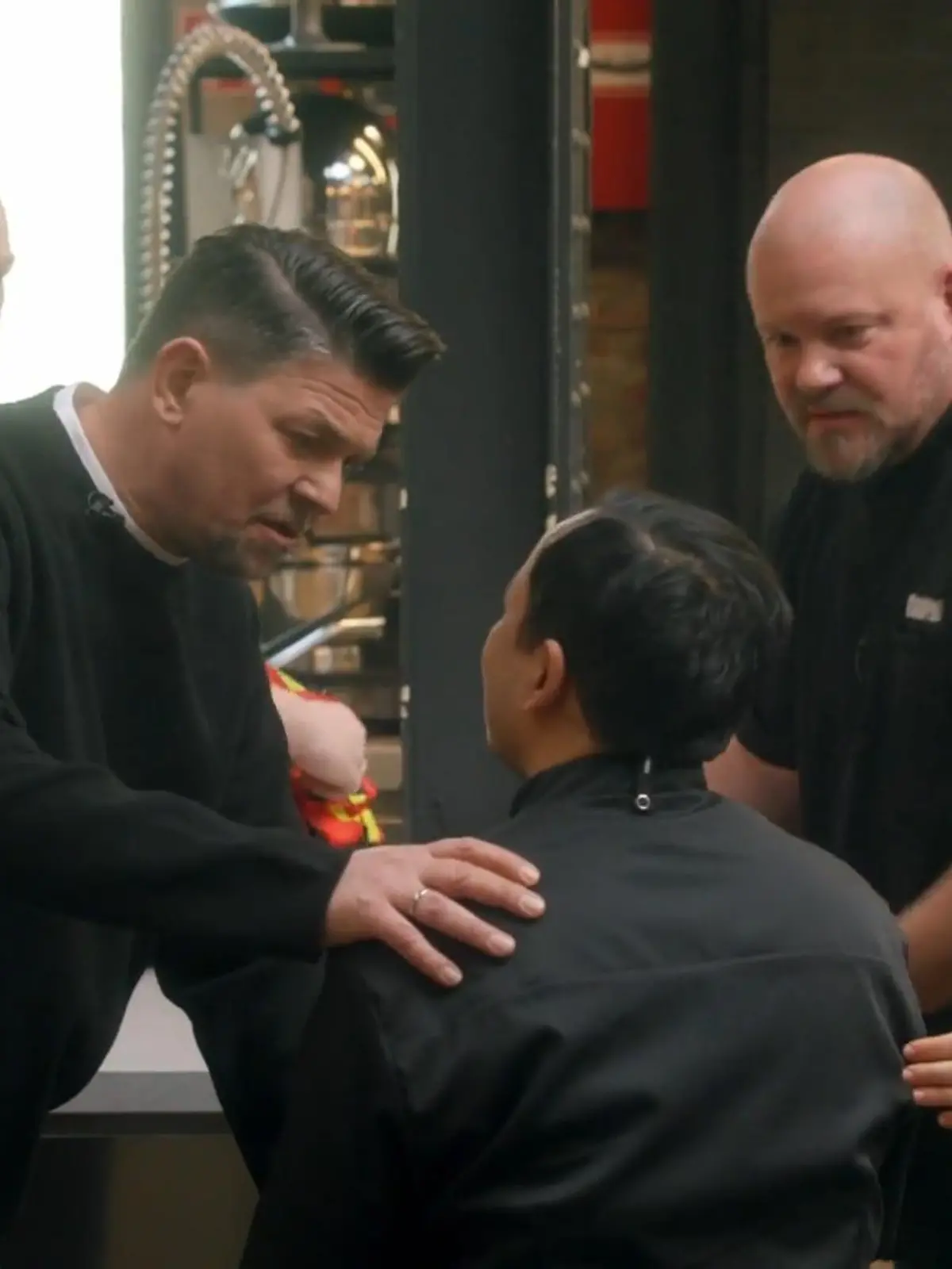 Bild zu: "Kandidat Sunil verletzt sich schwer"