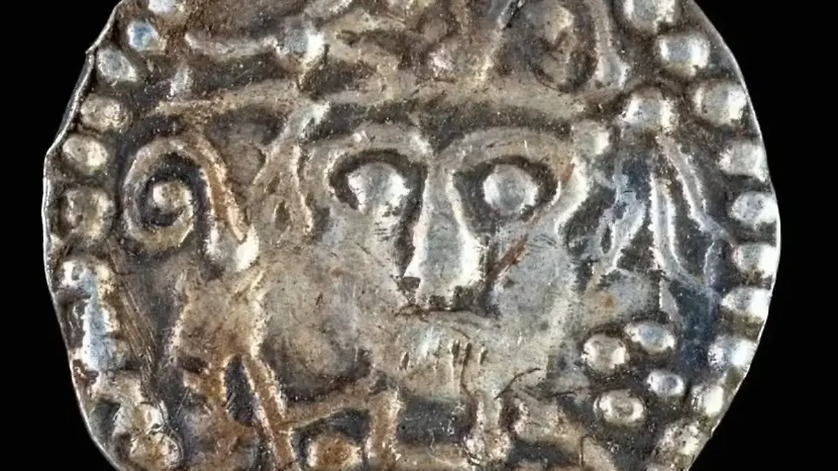 Seltene Münzen mit besonderen Prägungen wurden entdeckt.