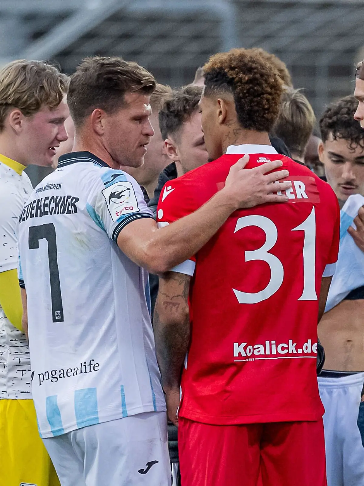 Bild zu: "«Schande»: Rassismusskandal schockt Cottbus-Profi Butler"