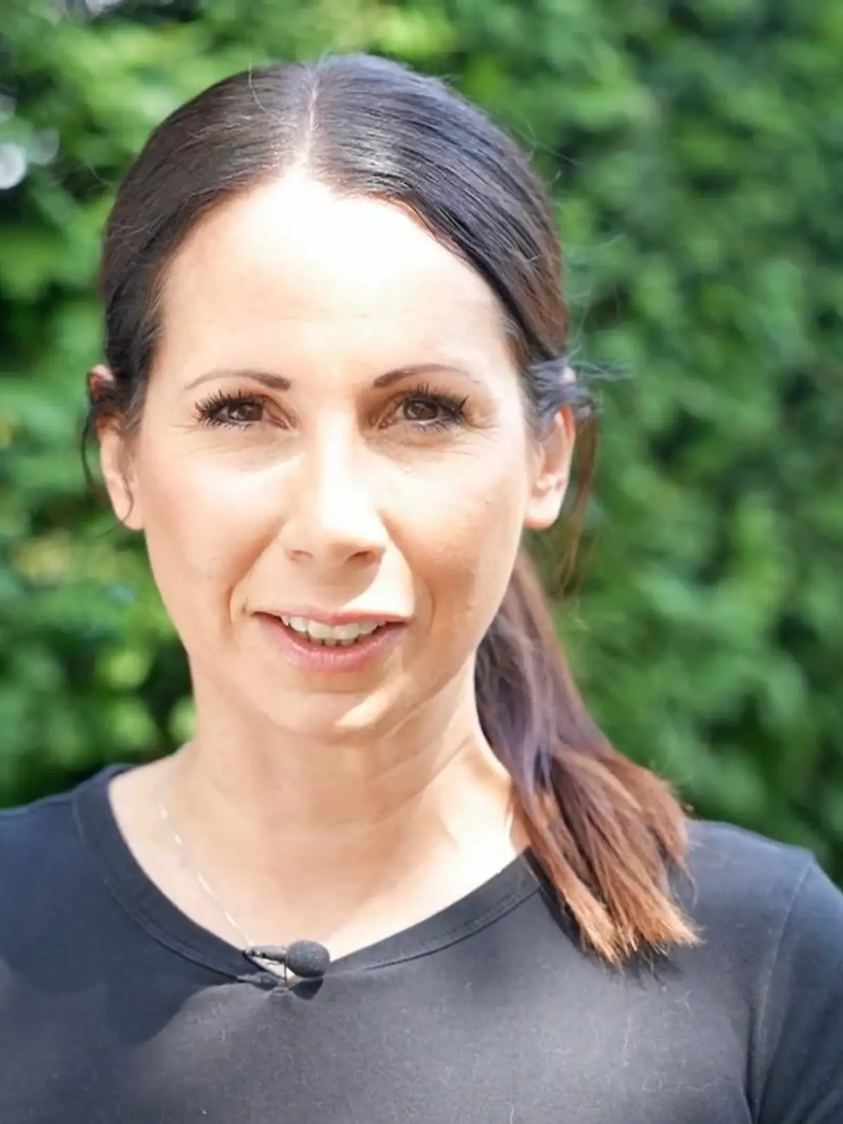 Bild zu: "Jana versorgt Tiere nach Polizeieinsatz"