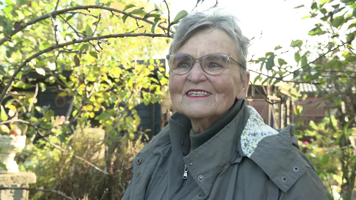 In Annette Odys Garten fühlt sich der Strudelwurm schon wie Zuhause.