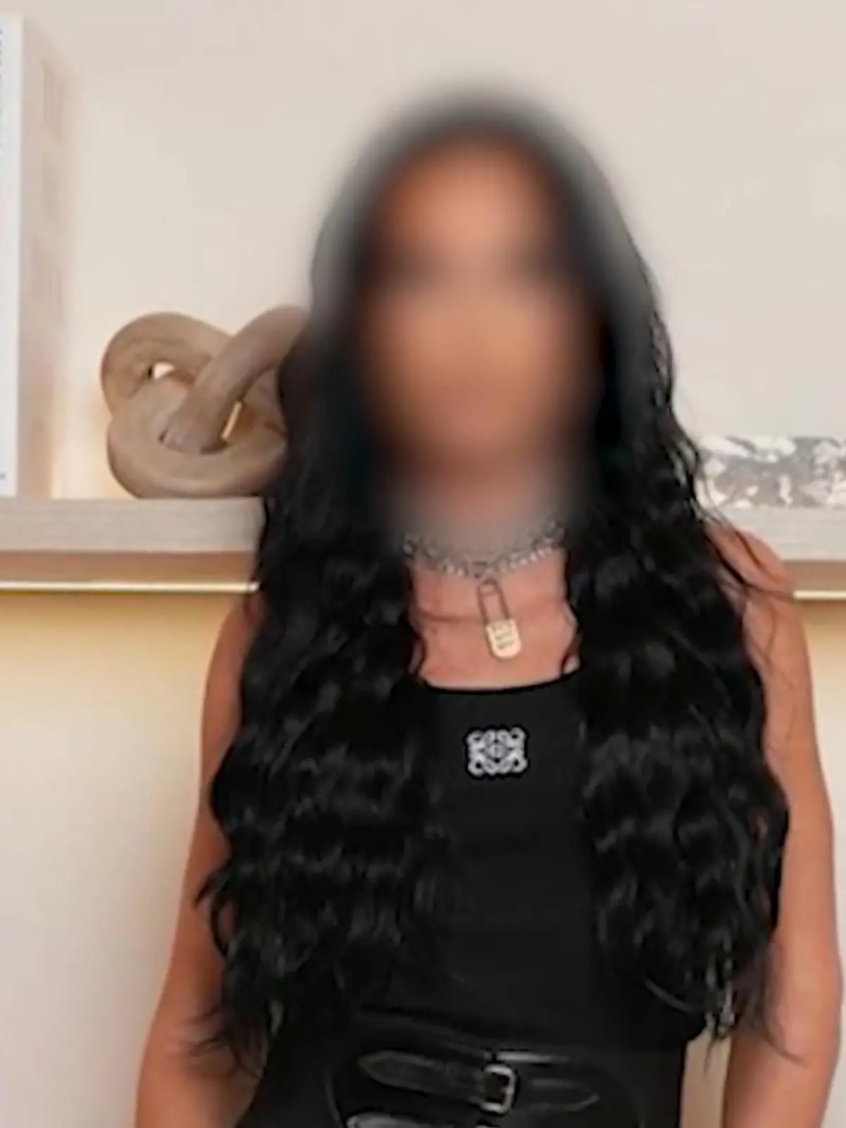 Bild zu: "Luxusfrau im Visier von Ermittlern"