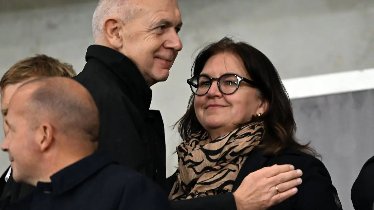 DFB-Spitzen: Präsident Bernd Neuendorf und die bisherige Generalsekretärin Heike Ullrich (Archivfoto)