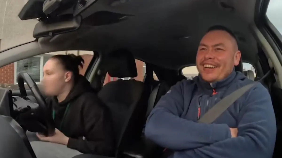 Ihre Fahrstunden rühren das Netz – jetzt startet Andrea (23) als Schauspielerin durch Vom Fahrschul-Video zur großen Filmrolle!