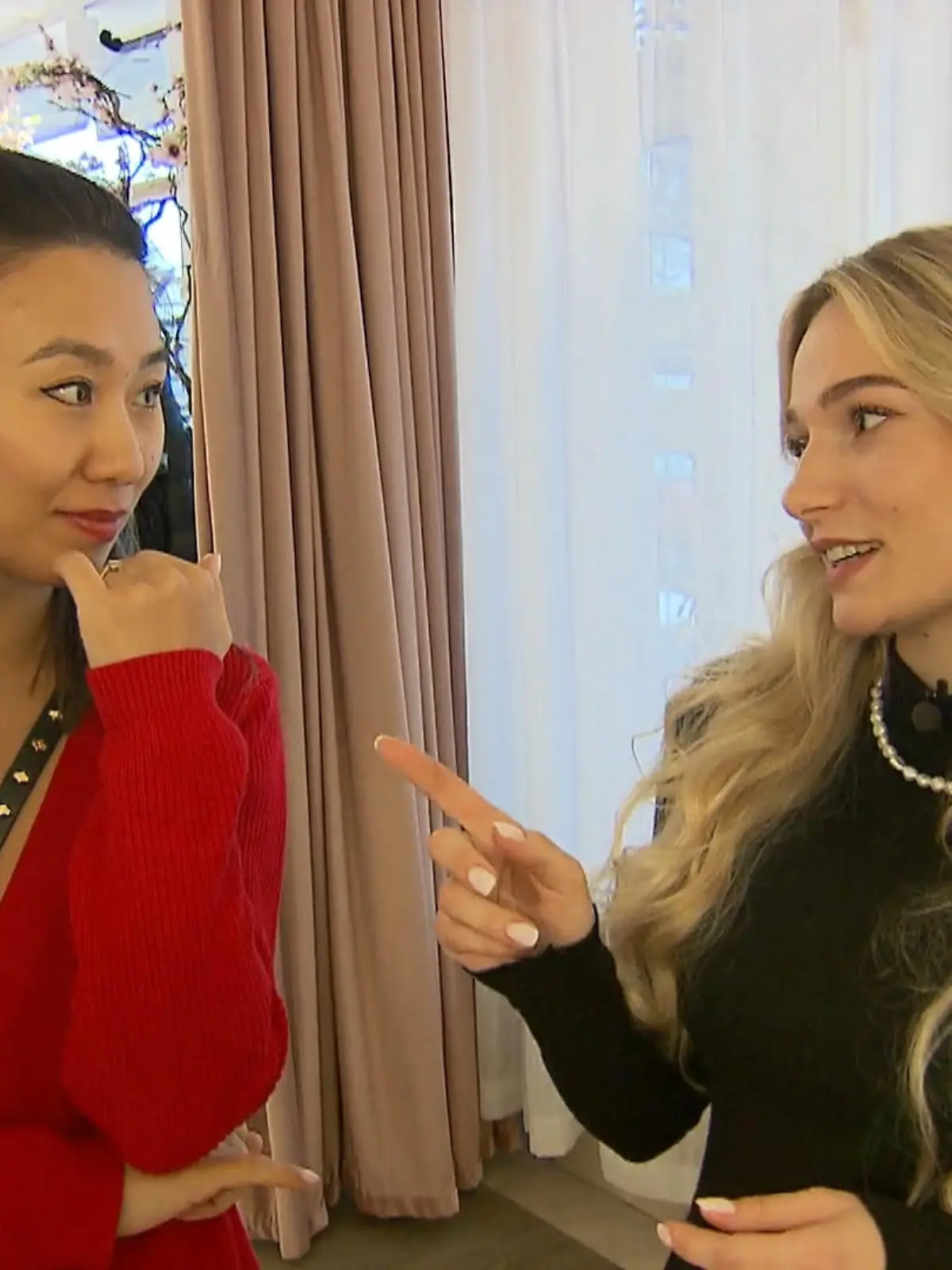 Bild zu: "Natalie will auf keinen Fall zu brav aussehen"