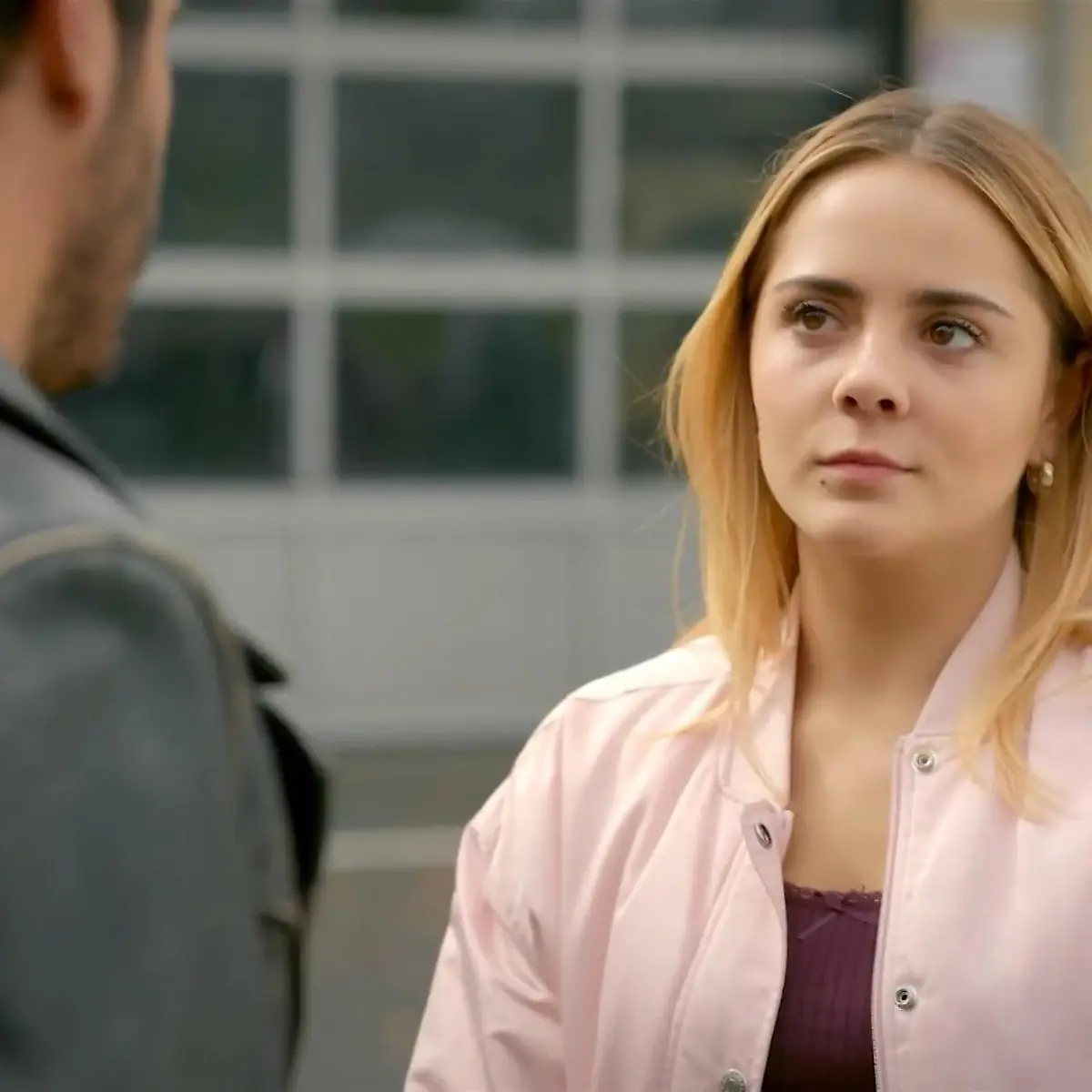 AWZ-Folge vom 17.11.25 auf RTL+: Valea hat gegenüber Matteo ein schlechtes Gewissen