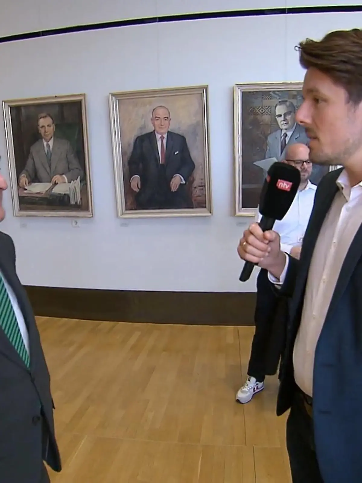 Bild zu: "Interview mit NRW-Innenminister Herbert Reul (CDU)"