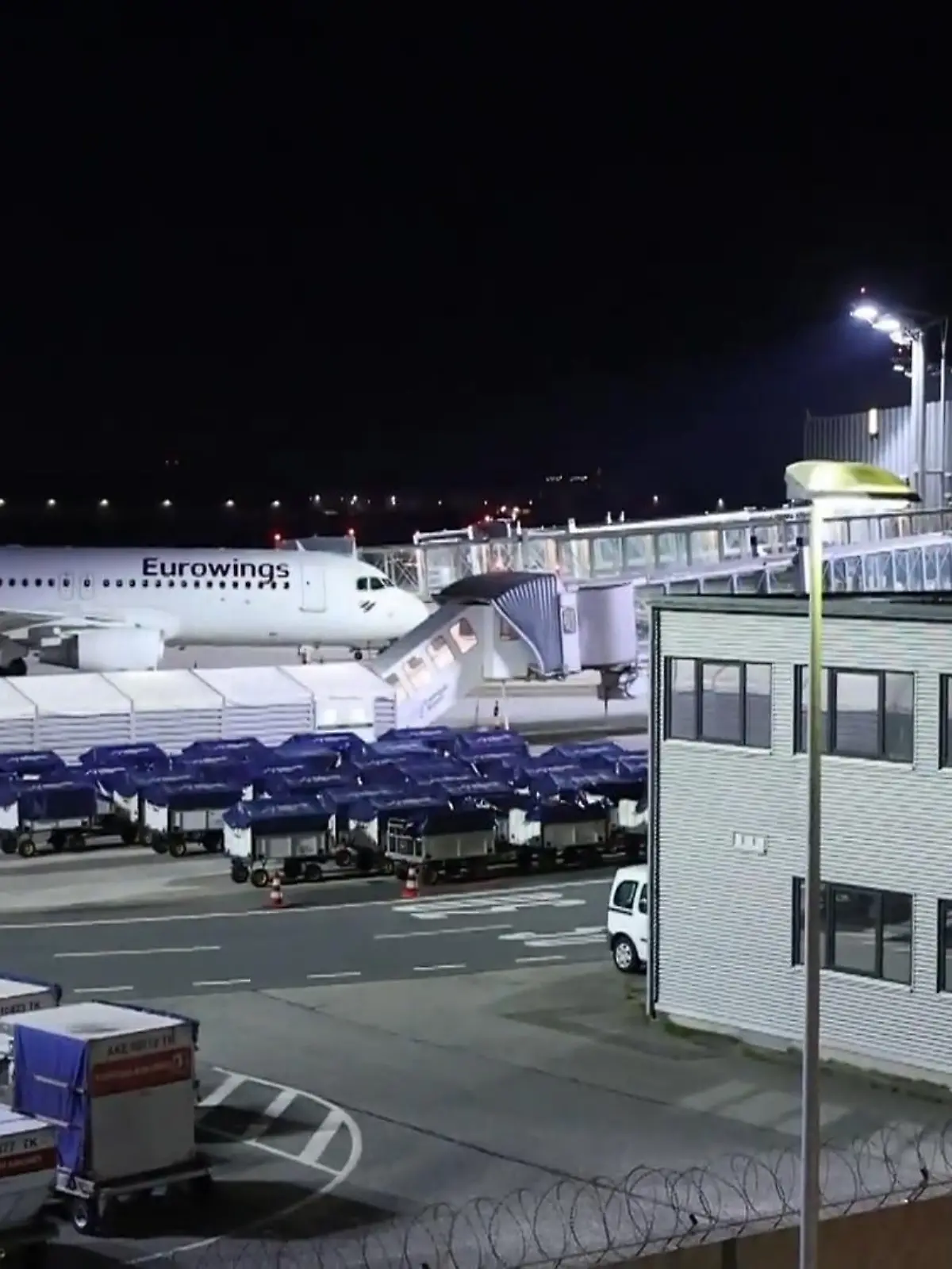 Bild zu: "Flughafen Hannover gesperrt"