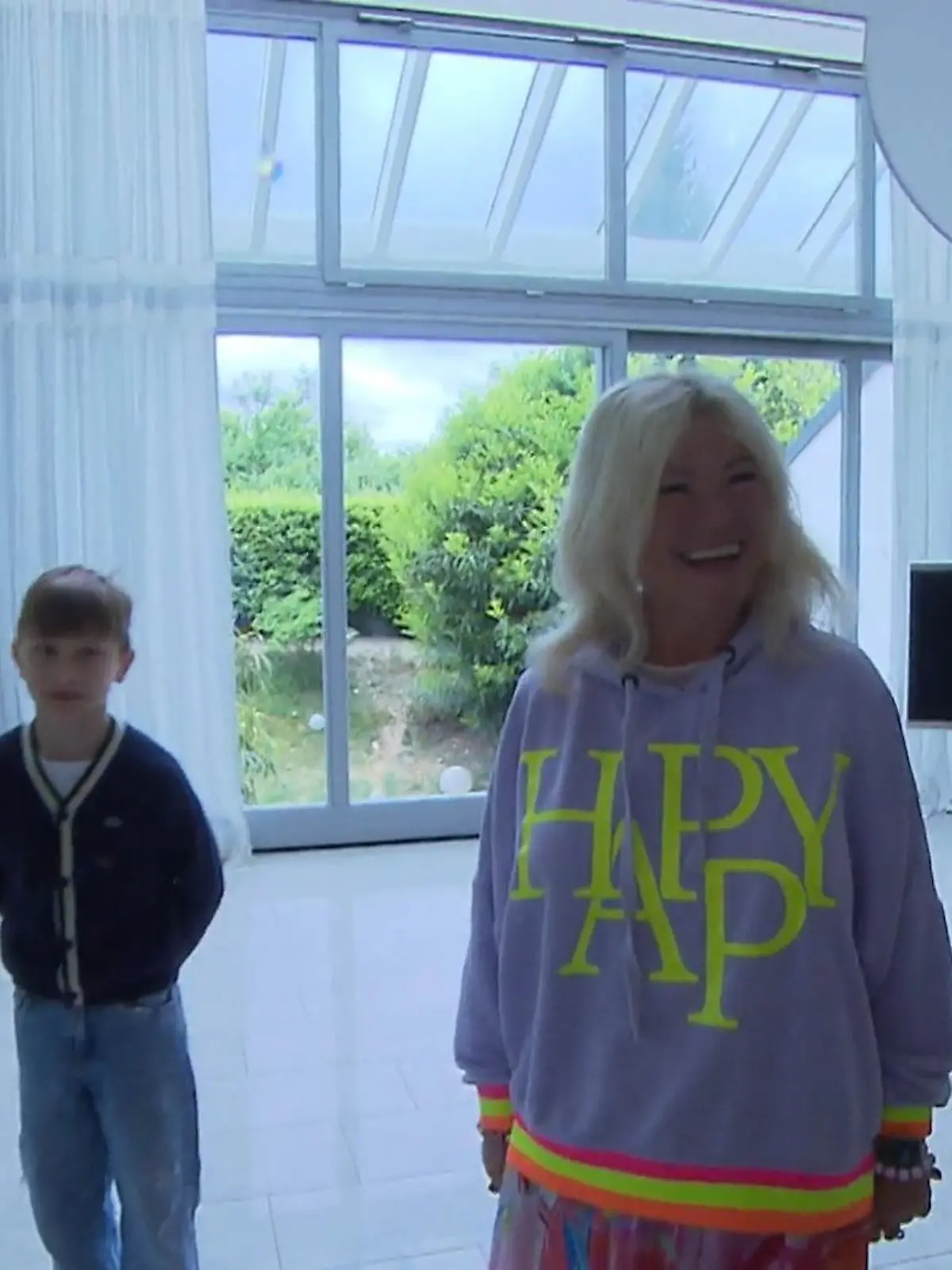 Bild zu: "Betty wohnt in einem richtigen Palast"