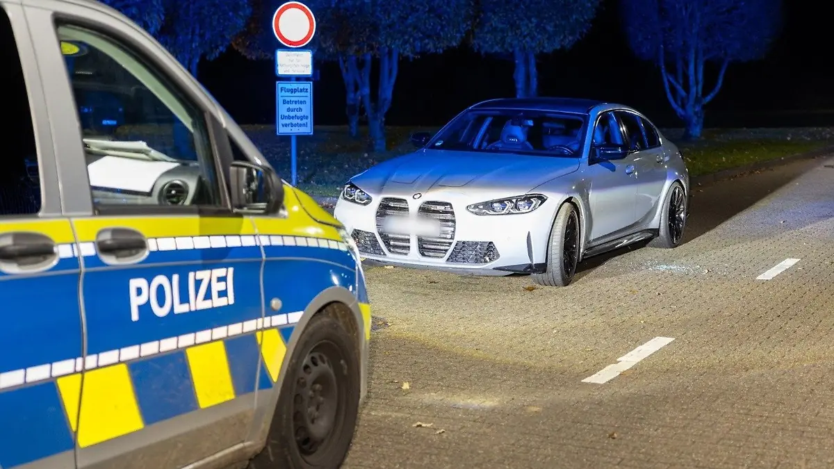 Nach Schüssen auf einen Autofahrer in Dormagen ermittelt die Mordkommission.