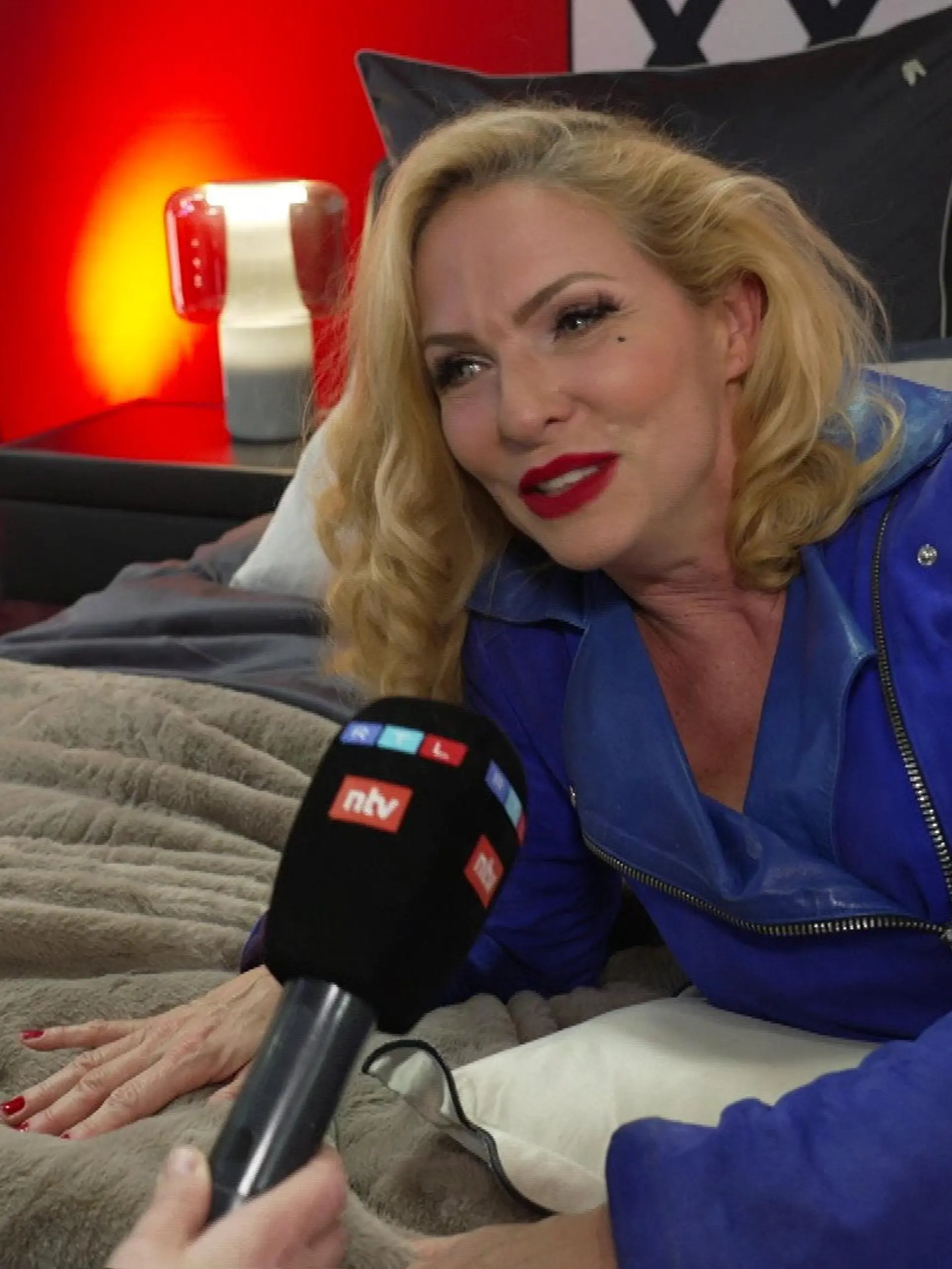 Bild zu: "Sexy ist anders! Sonya Kraus verrät, wie sie nachts schläft"