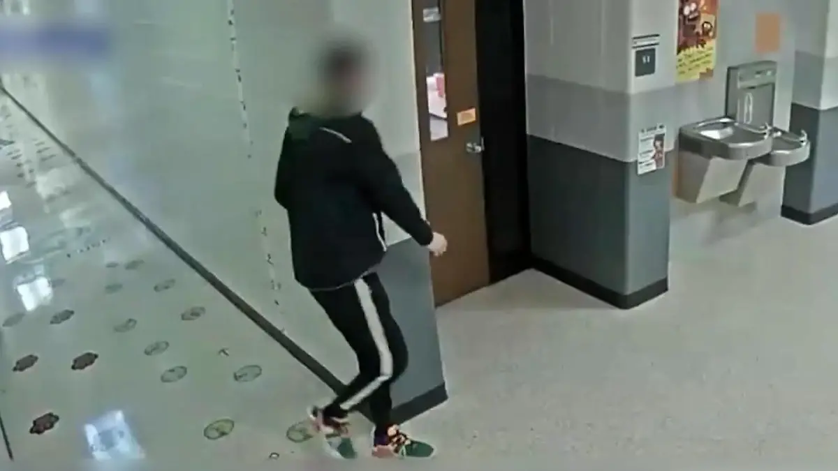 Unterricht mit 3,6 Promille! Betrunkener Grundschullehrer verhaftet – nicht zum ersten Mal Er taumelte durch die Gänge