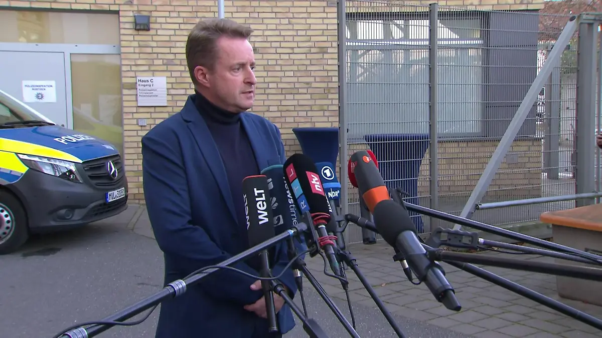 Durchbruch im Fall Fabian (†8): „Haftbefehl gegen weibliche Person vollstreckt" Vier Wochen nach dem Mord