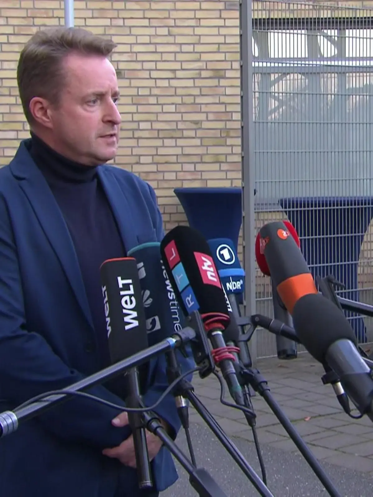 Bild zu: "Durchbruch im Fall Fabian (†8): „Haftbefehl gegen weibliche Person vollstreckt""