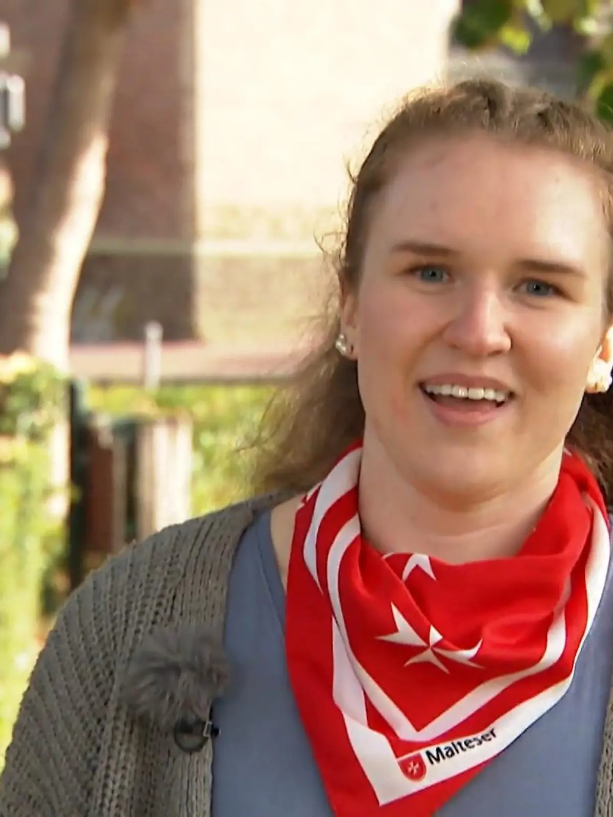 Bild zu: "Sterbebegleiterin mit 23"