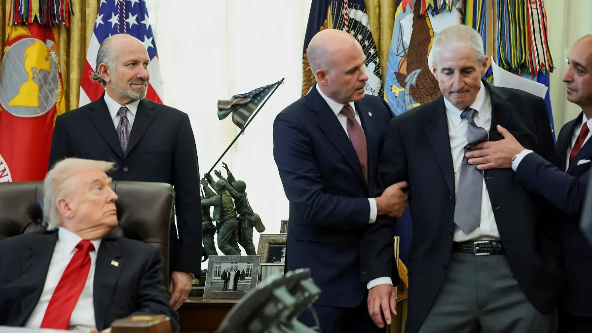 Der Vertreter eines Unternehmens brach plötzlich zusammen.