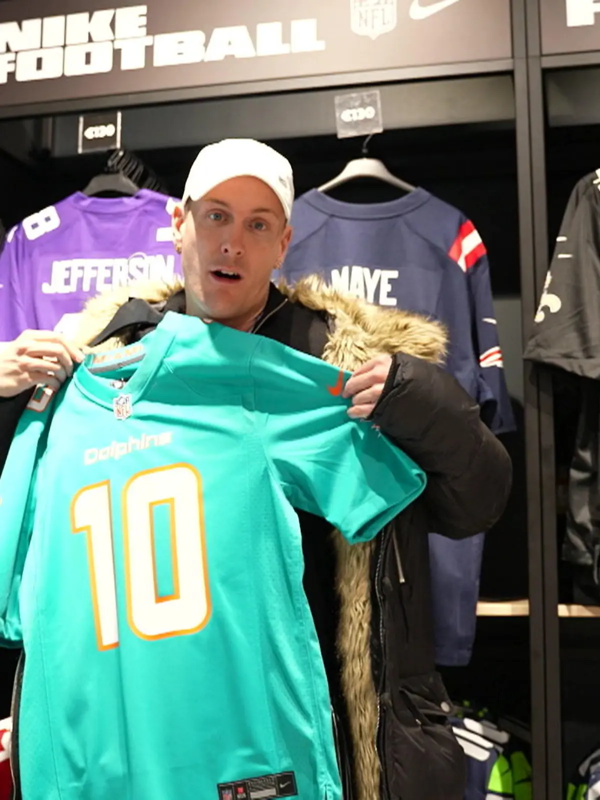 Bild zu: "Calvin Kleinen im NFL-Fieber! DAS bringt den Realitystar ordentlich ins Schwitzen"