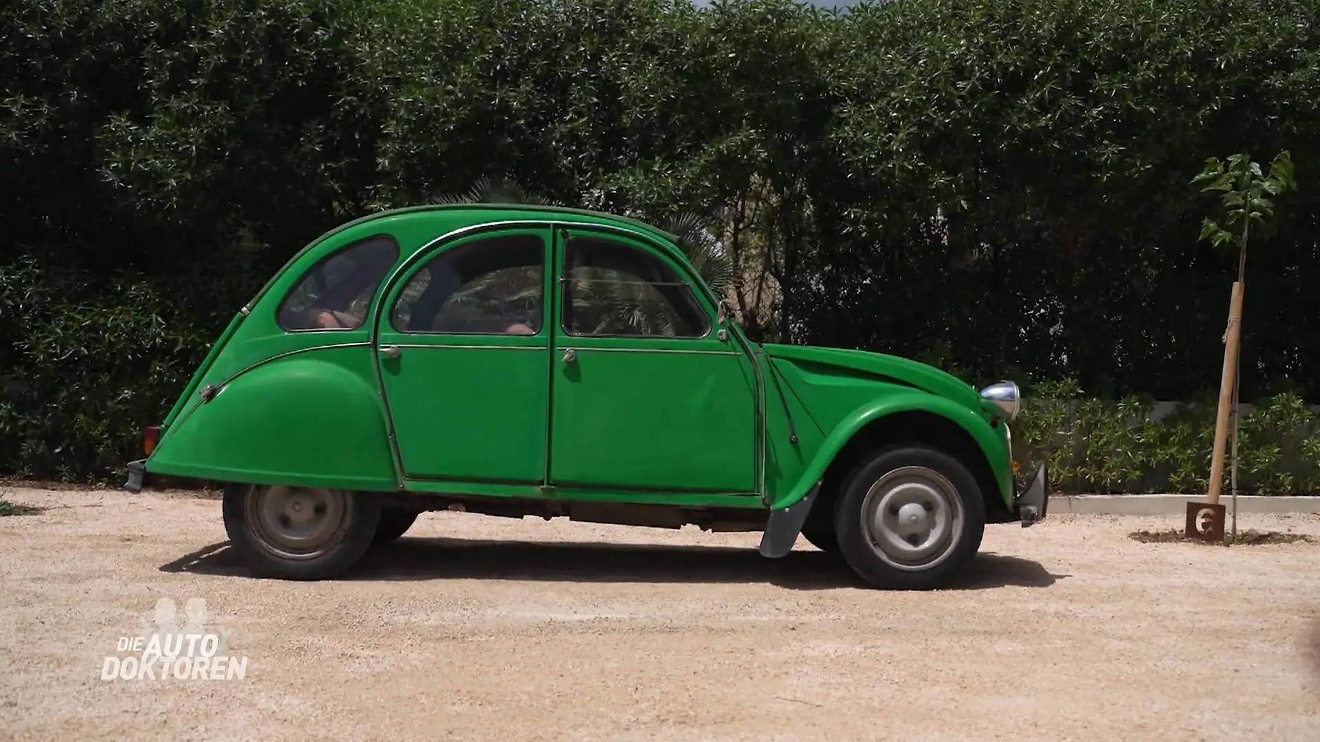 Olafs geliebte Ente macht schlapp Citroën 2CV