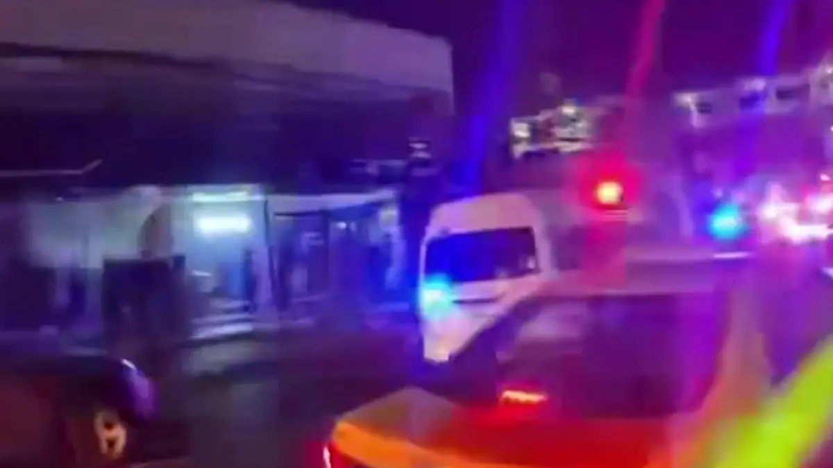 Rettungssanitäter schießen aufeinander – weil sie alle DIESEN Patienten behandeln wollen! Nach Motorradunfall in Bangkok