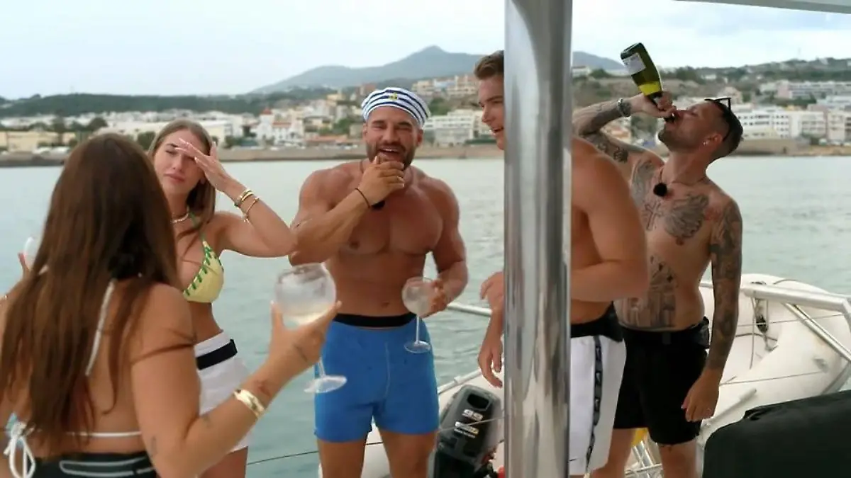 Aleks Petrovic spuckt auf die Verführerinnen Ekliger „Temptation Island VIP”-Moment!