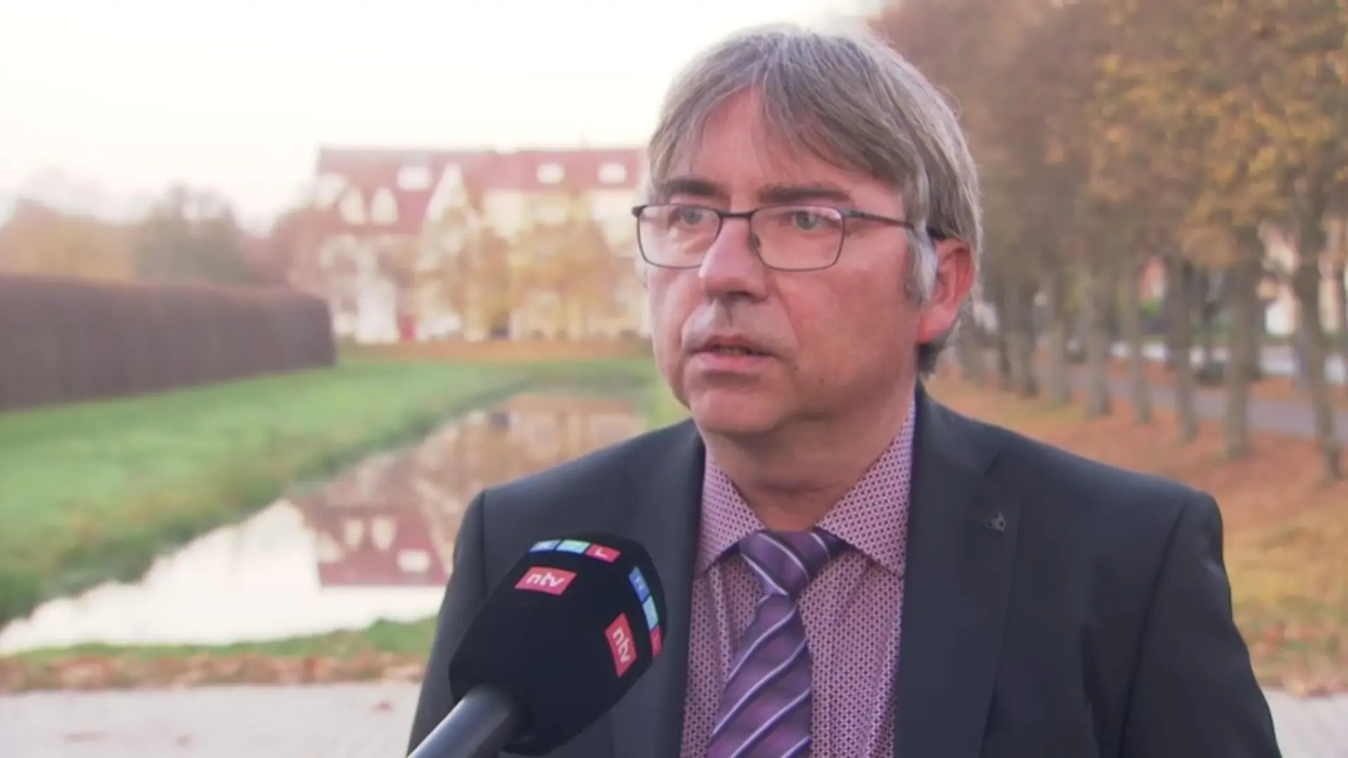 Andreas Ohm ist der Verteidiger von Gina H. – der Tatverdächtigen im Fall Fabian (†8) aus Güstrow.