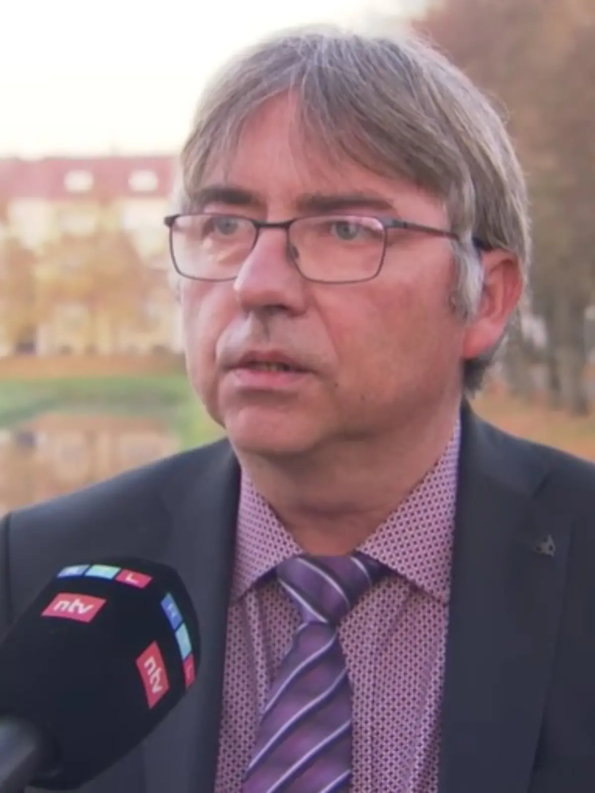 Andreas Ohm ist der Verteidiger von Gina H. – der Tatverdächtigen im Fall Fabian (†8) aus Güstrow.