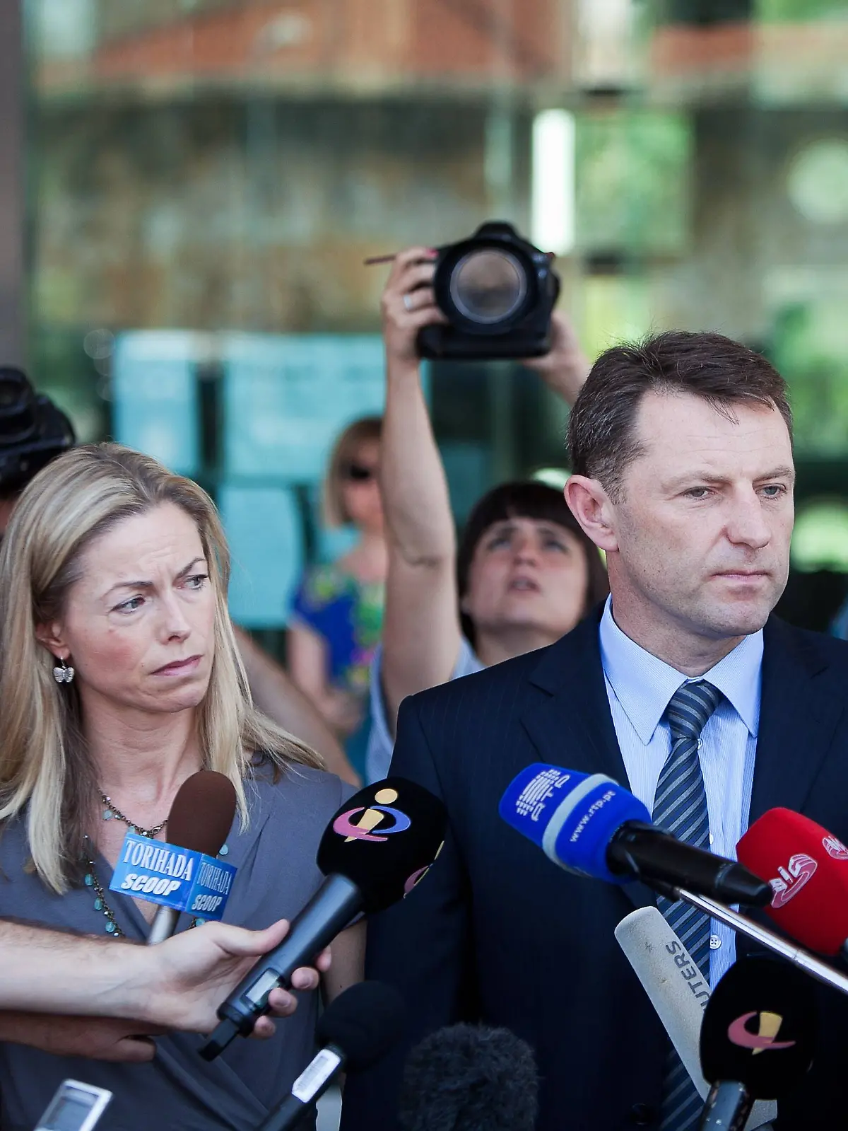 vb m k+ Kate and Gerry McCann