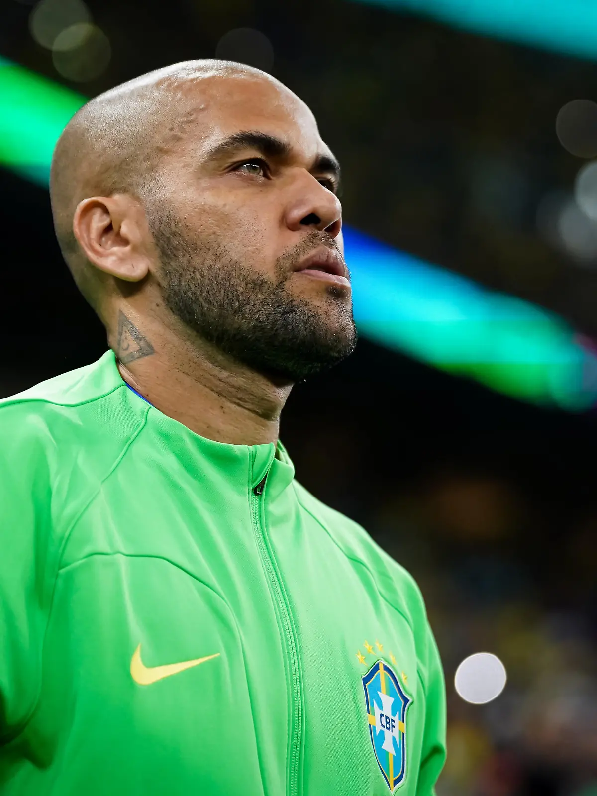 December 2, 2022, Lusail, Lusail, Qatar, Qatar: Lusail Stadium LUSAIL, QATAR - DECEMBER 2: Player of Brazil Dani Alves signs the national anthem before the FIFA World Cup Qatar 2022 group G match between Brazil and Cameroon at Lusail Stadium on December 2, 2022 in Lusail, Qatar. (Photo by Florencia Tan Jun/PxImages) (Credit Image: © Florencia Tan Jun/Sport Press Photo via ZUMA Press) / action press