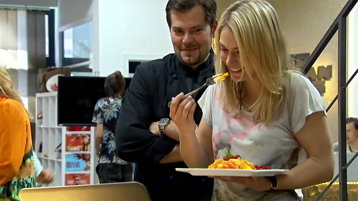 „Bist du in die Frau verliebt, Daddy?“ Oskar lässt Leon auffliegen