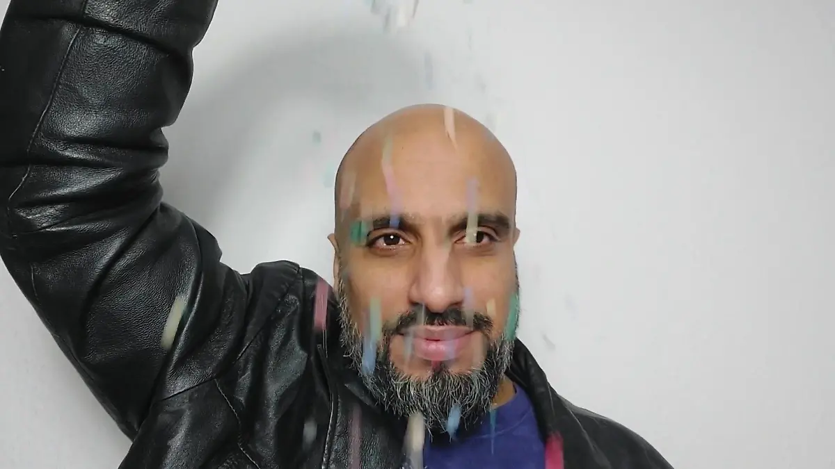 Der Comedian will seinen inneren Schweinehund "entlassen" Abdelkarim ist bei "Let's Dance" 2023 dabei