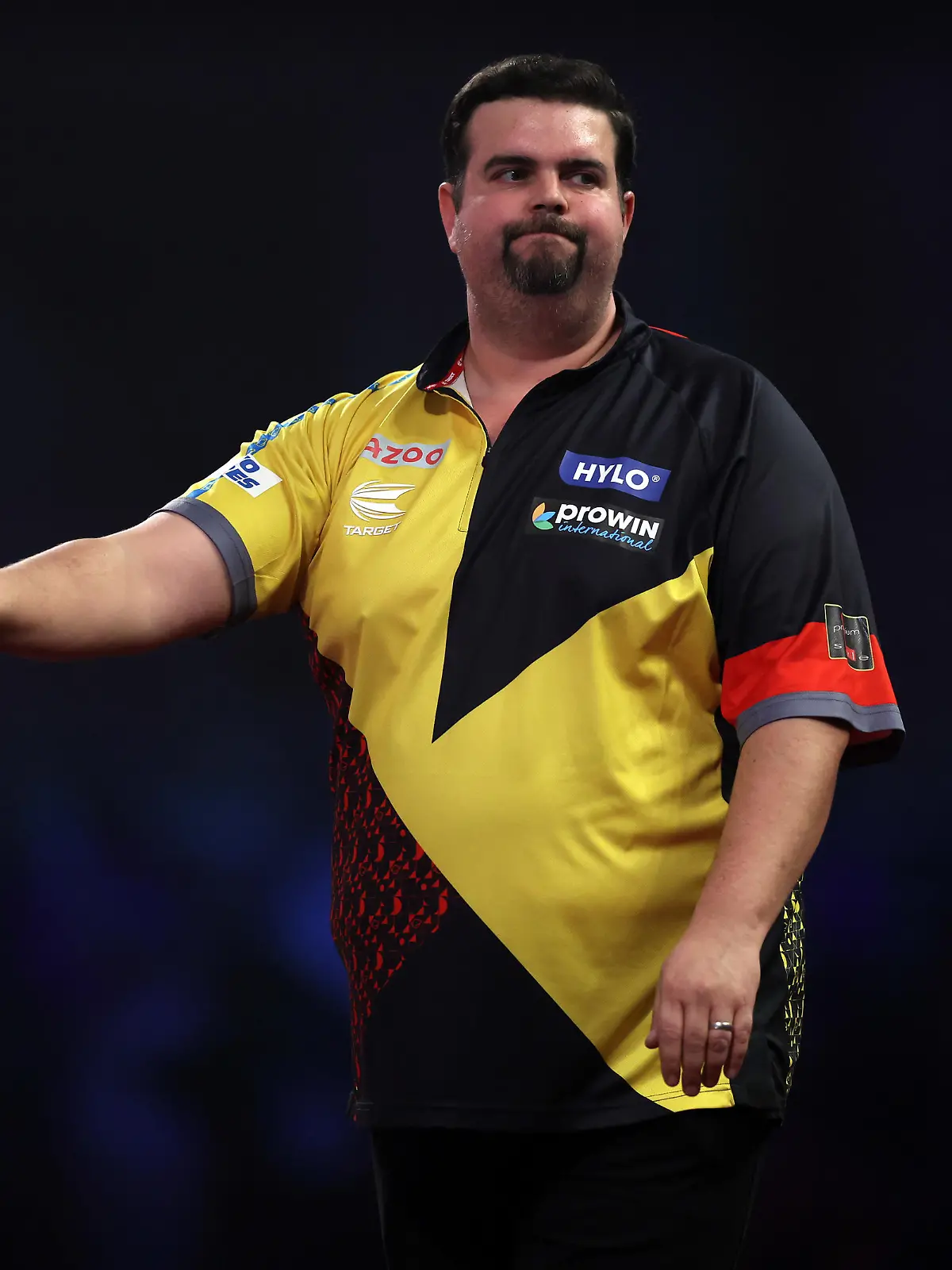 LONDON, ENGLAND - JANUARY 02: Gabriel Clemens of Germany reacts during his Semi-Final Match against Michael Smith of England during Day Thirteen of the at Alexandra Palace on January 02, 2023 in London, England. (Photo by Luke Walker/Getty Images)