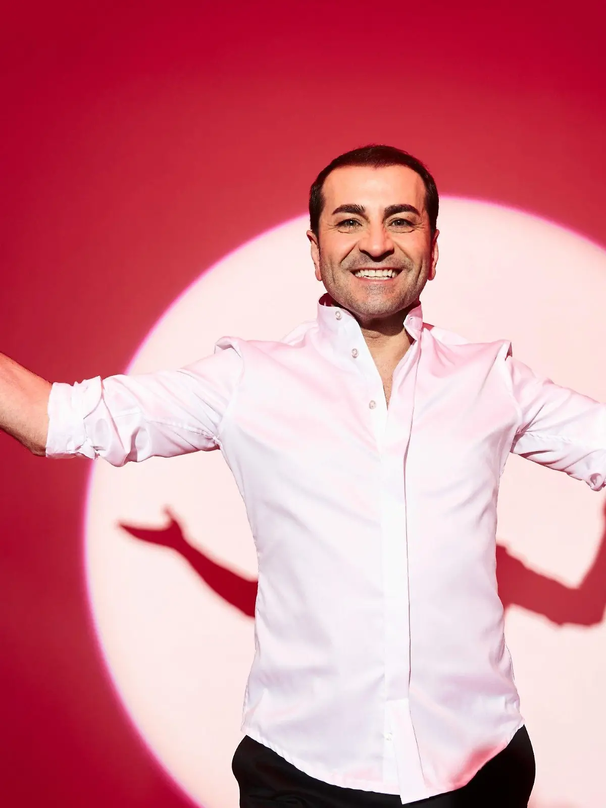 Ali Güngörmü?

Die Verwendung des sendungsbezogenen Materials ist nur mit dem Hinweis und Verlinkung auf RTL+ gestattet.