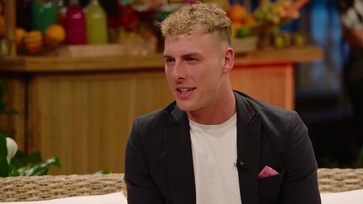 Beim "Bachelor in Paradise"-Wiedersehen zeigte Alex sich überglücklich mit Yasmin.