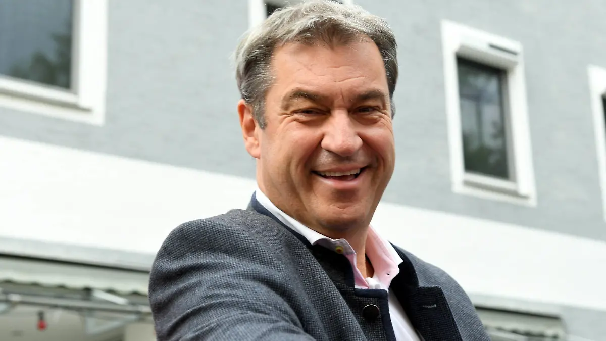 28.07.2023, Pichelsteinerfest in der Stadt Regen, Niederbayern, Bayern, Besuch vom Bayerischen Ministerpräsidenten Dr. Markus Söder, *** 28 07 2023, Pichelsteinerfest in the city of Regen, Lower Bavaria, Bavaria, visit from the Bavarian Prime Minister Dr Markus Söder,