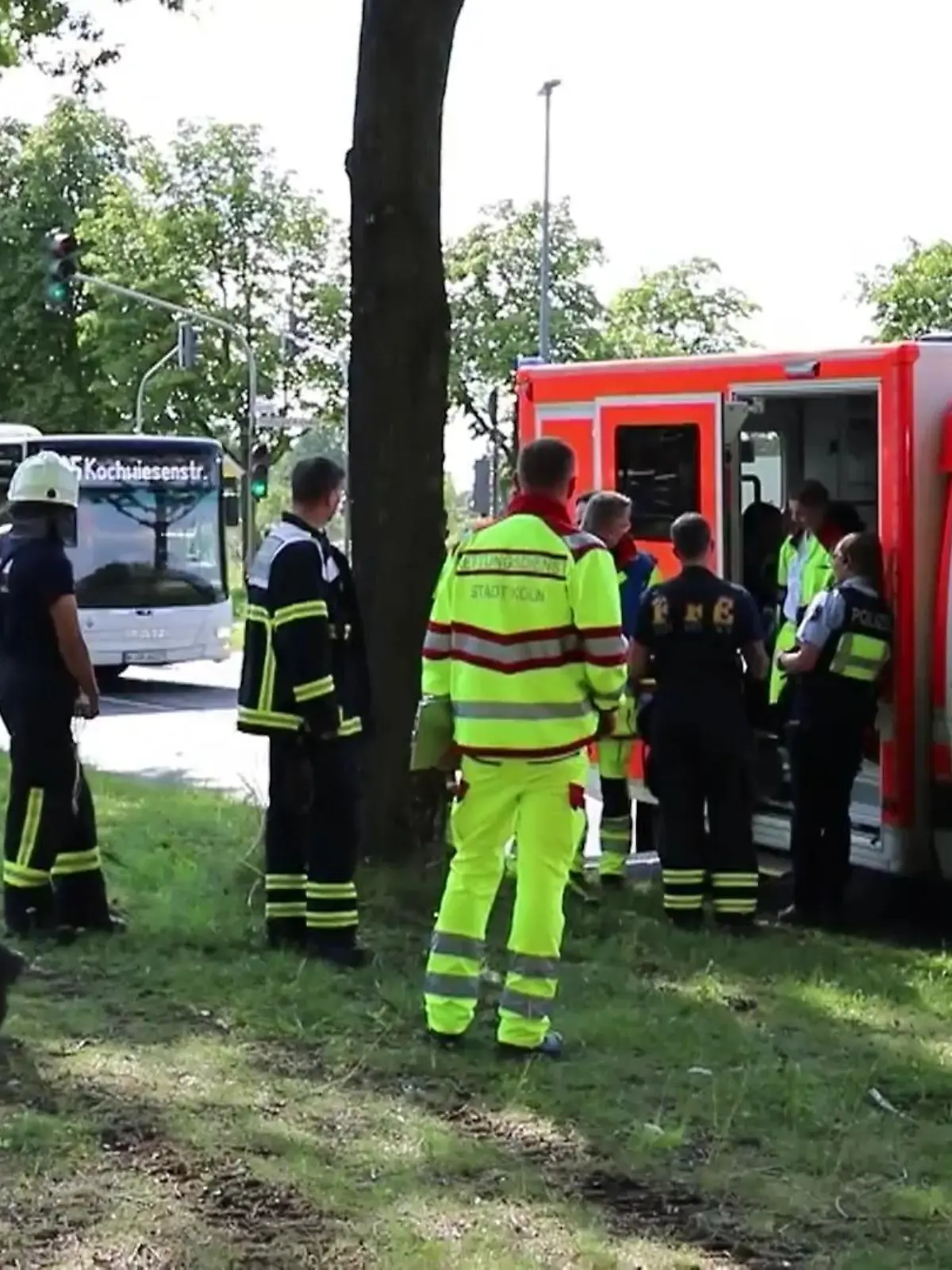 Bild zu: "Angriff auf Polizisten"