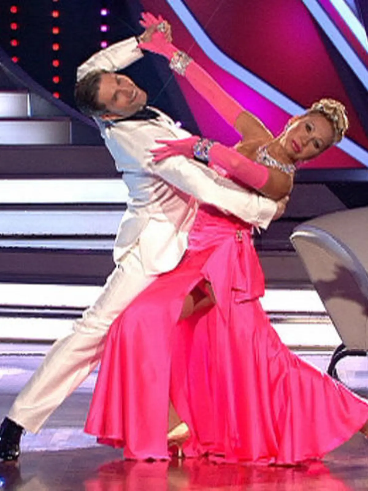 Bild zu: "Carmen Geiss mit ihrem Slowfox zu "Material Girl""